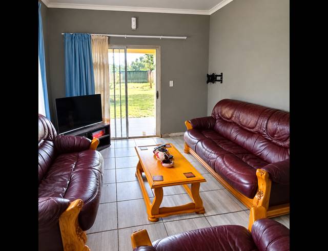 2 BEDROOM HOUSE FOR SALE IN RIVERSDALE